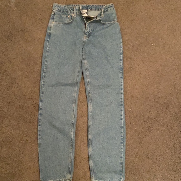 BRAND NEW Ragged Denim Jeans - Picture 5 of 5